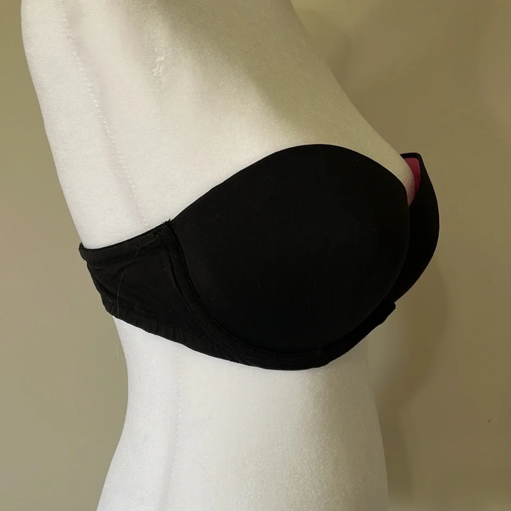 VS PINK Strapless Push Up Bra - Picture 2 of 10